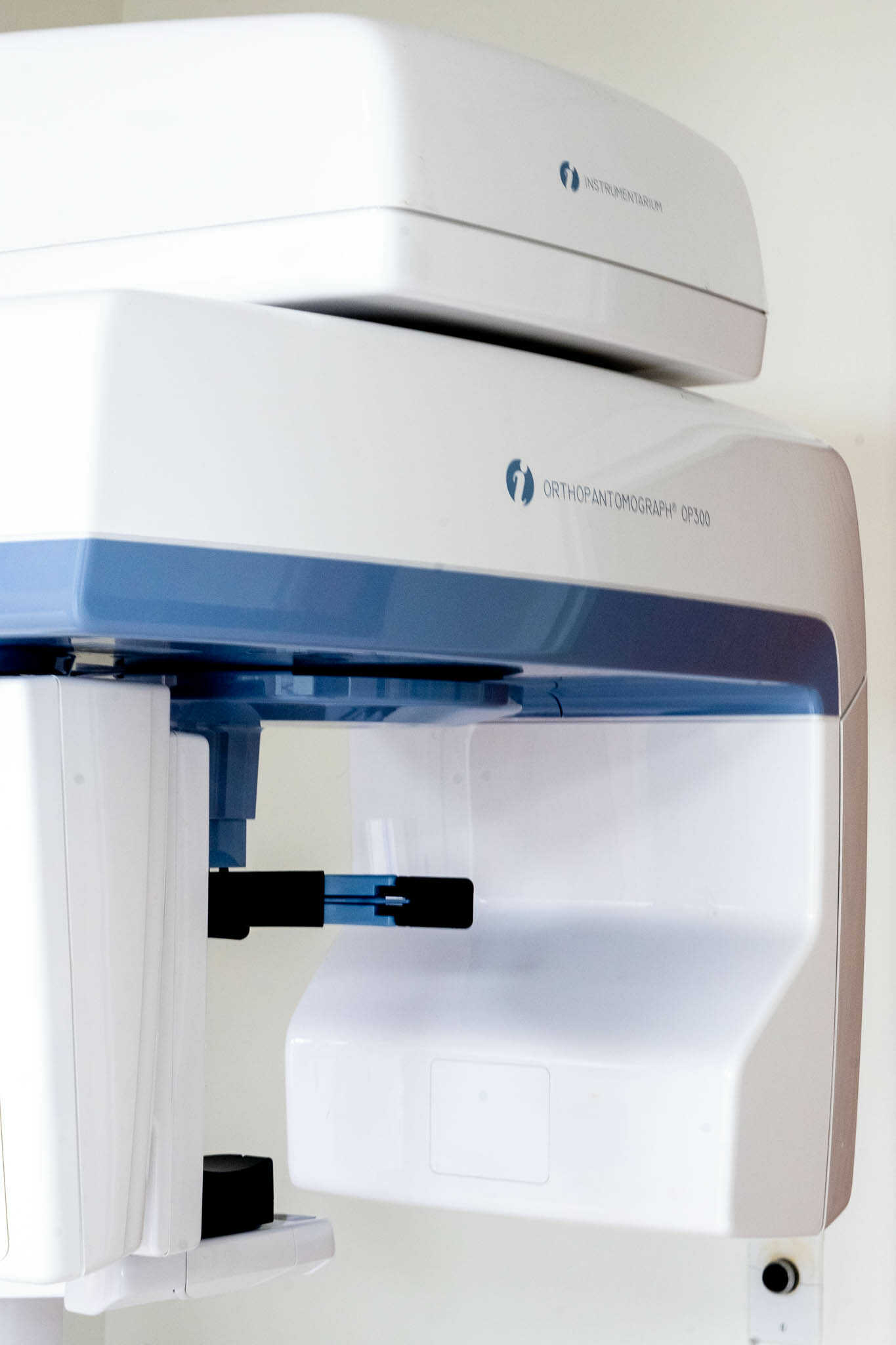 Dental technology at Vision Dental