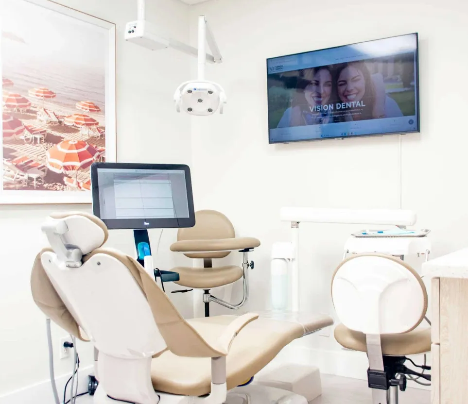 Modern Vision Dental treatment room in Wellington, FL
